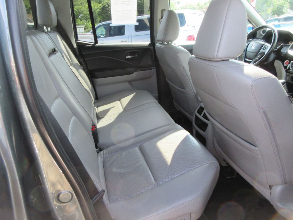 2018 Honda Ridgeline Image 10