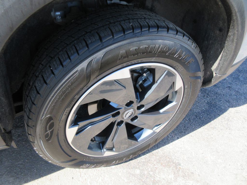2024 Nissan Rogue Image 17