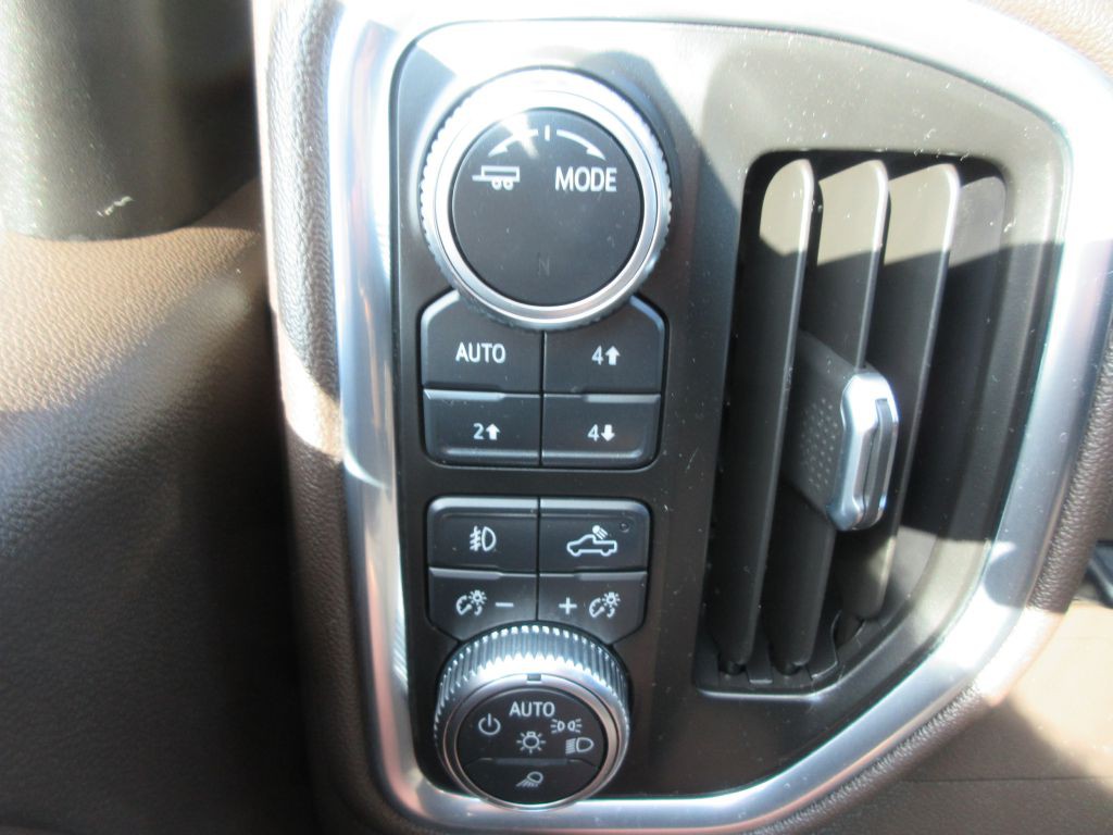 2021 GMC Sierra Image 18