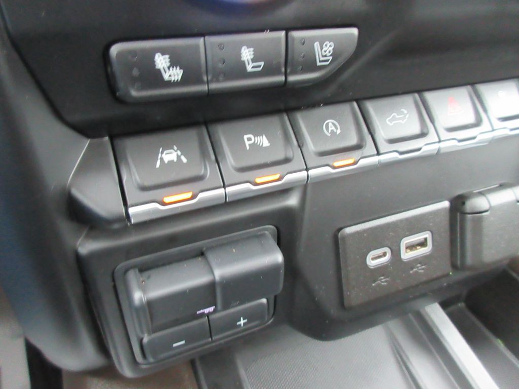 2021 GMC Sierra Image 14