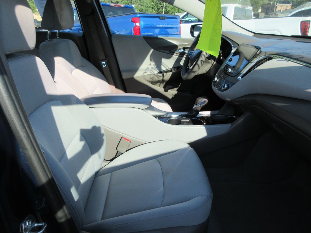 2021 Chevrolet Malibu Image 10