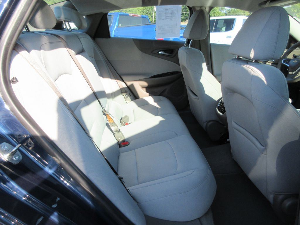 2021 Chevrolet Malibu Image 11
