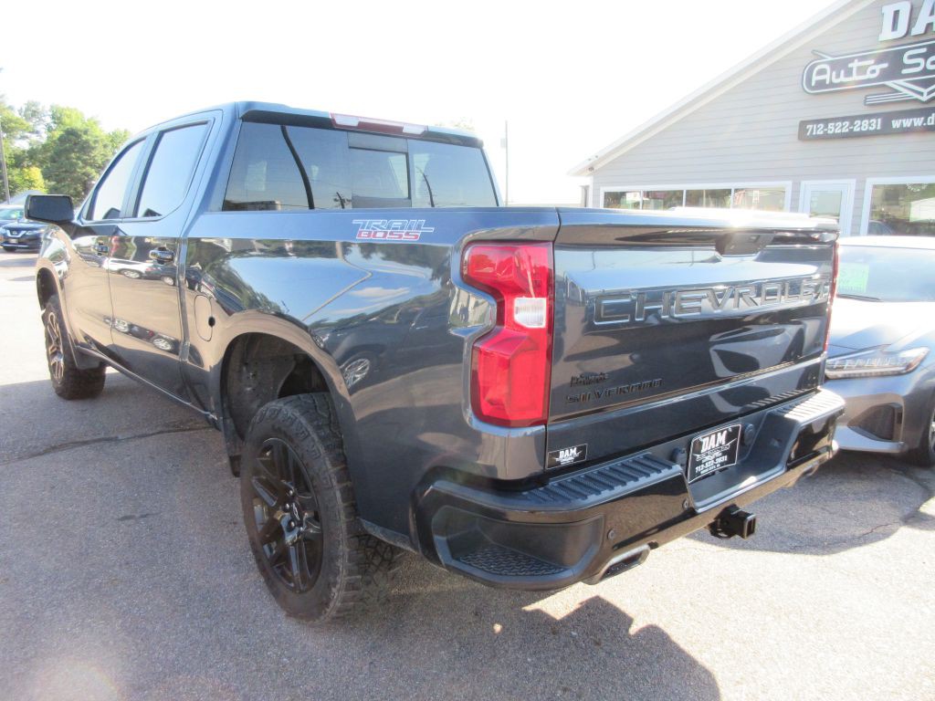 2021 Chevrolet Silverado 1500 Image 3