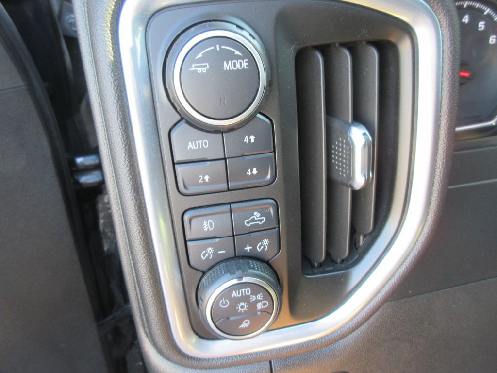 2021 Chevrolet Silverado 1500 Image 17