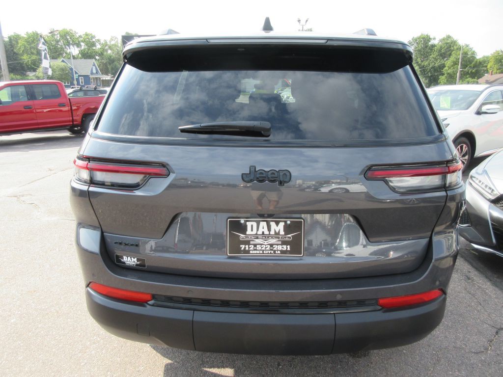 2024 Jeep Grand Cherokee Image 4