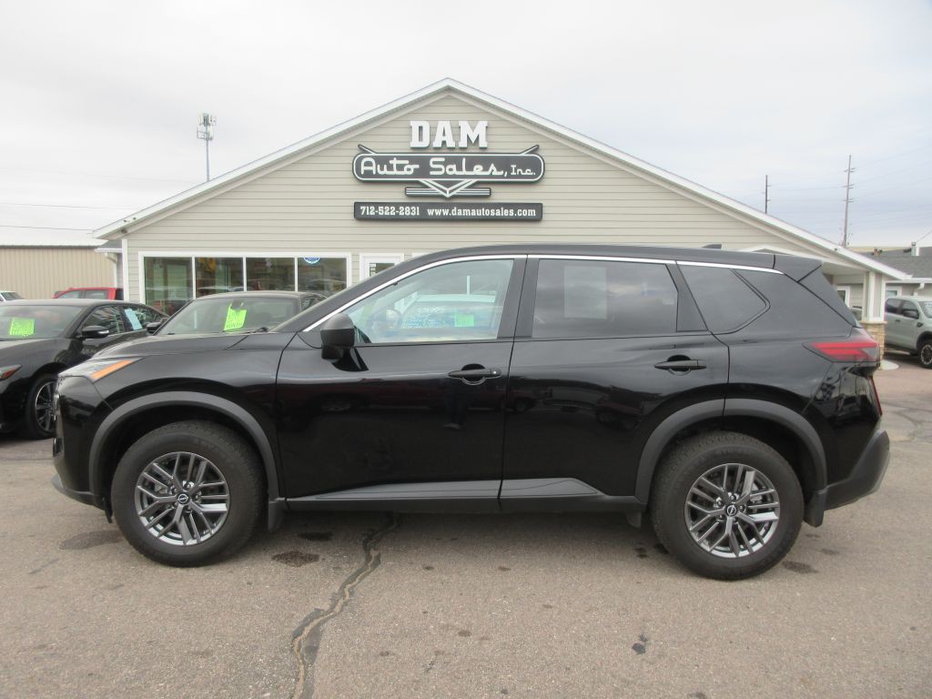 2023 Nissan Rogue Image 2