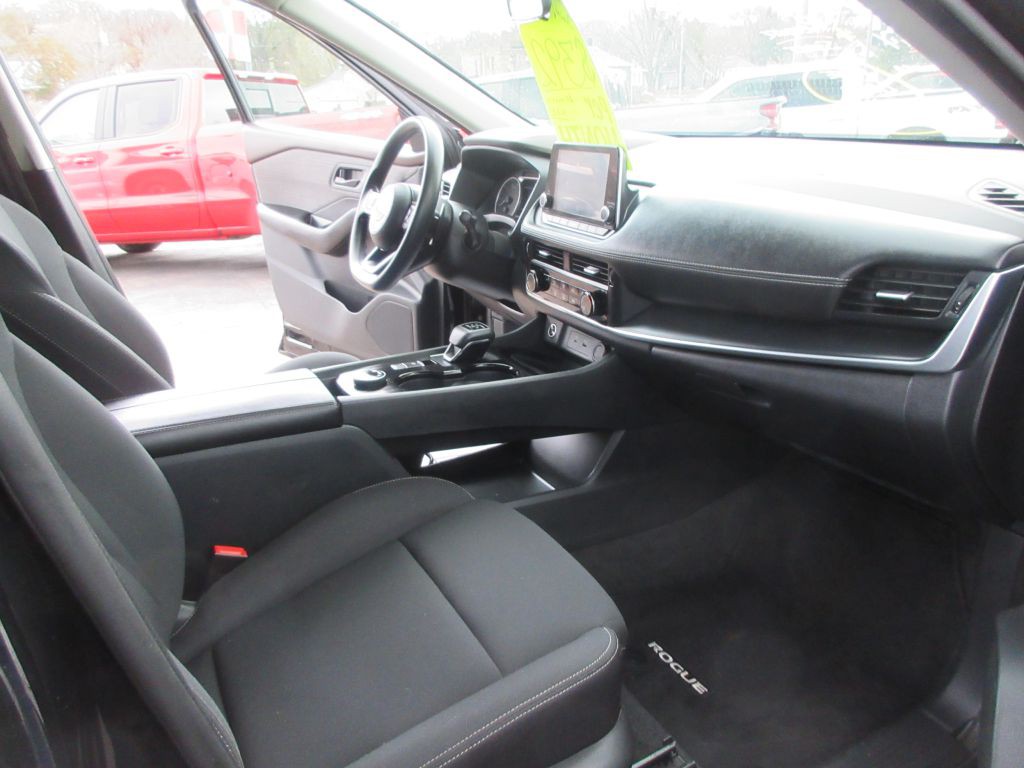 2023 Nissan Rogue Image 11