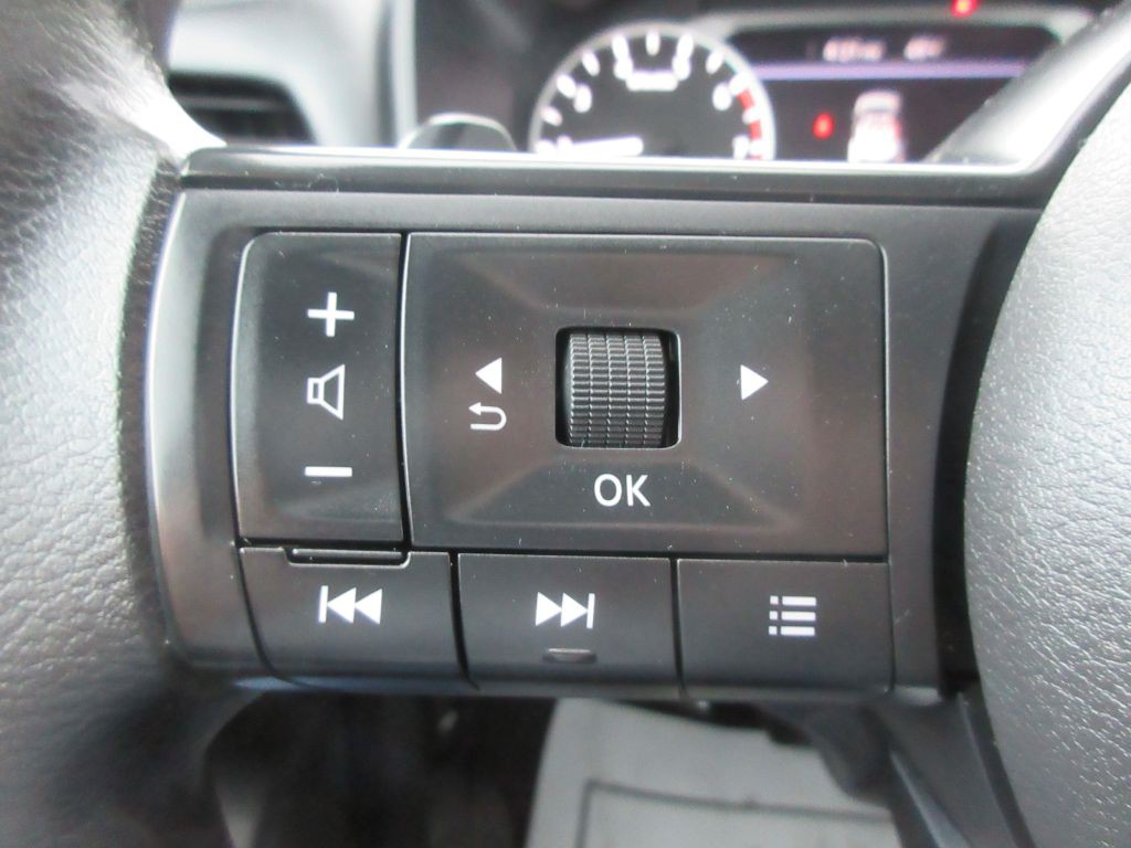 2023 Nissan Rogue Image 15