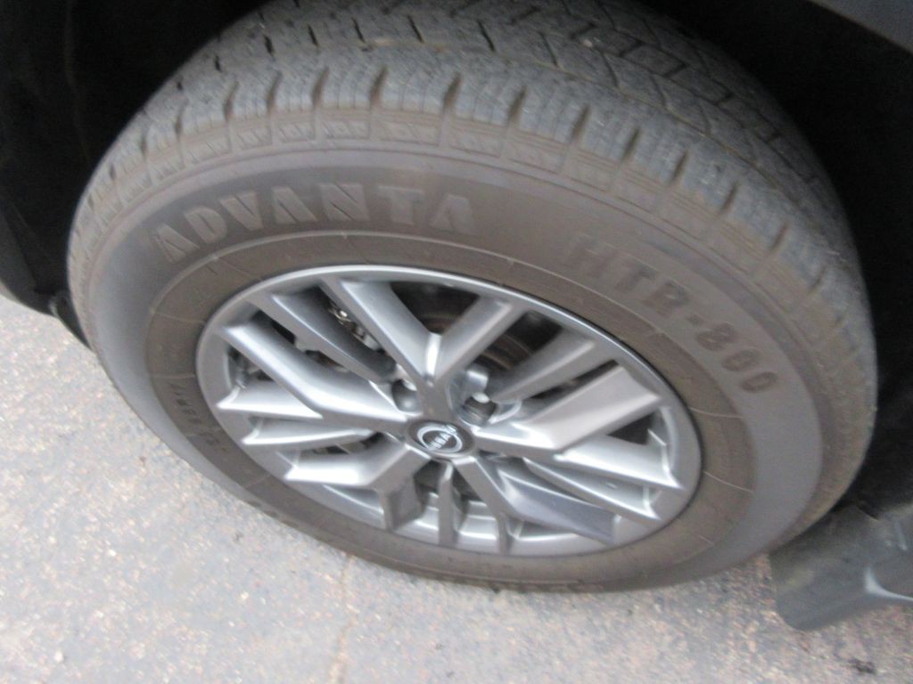 2023 Nissan Rogue Image 17