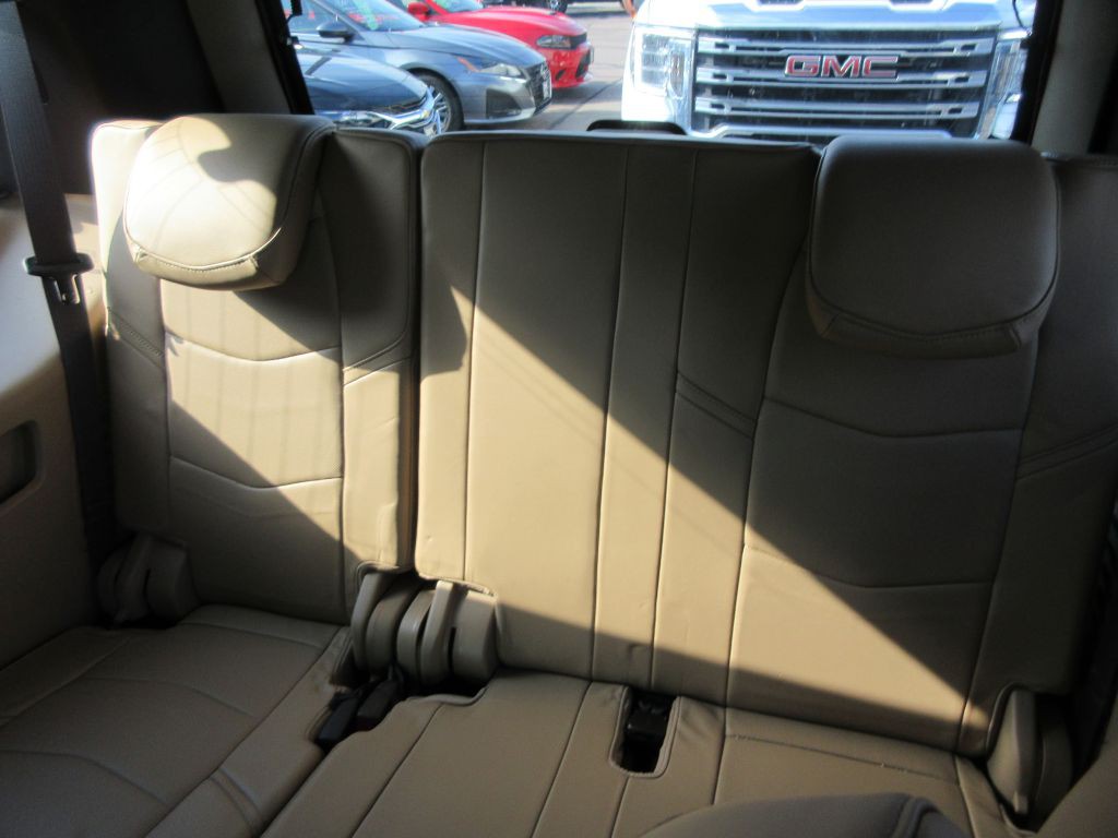 2020 Cadillac Escalade Image 10