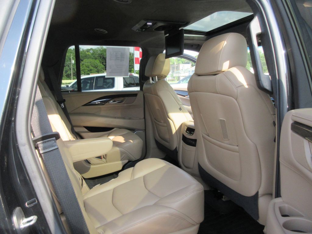 2020 Cadillac Escalade Image 11