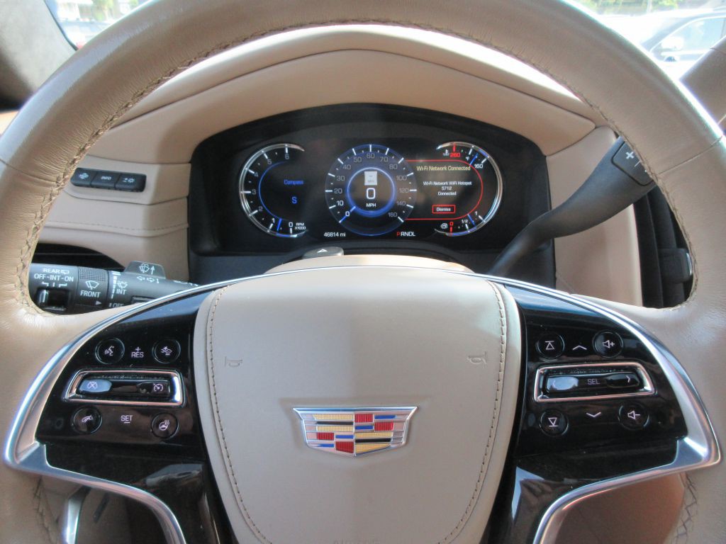 2020 Cadillac Escalade Image 13