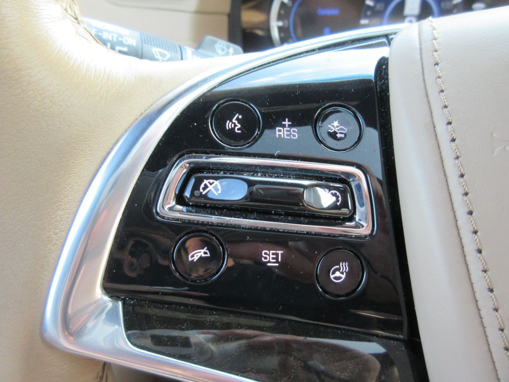 2020 Cadillac Escalade Image 16