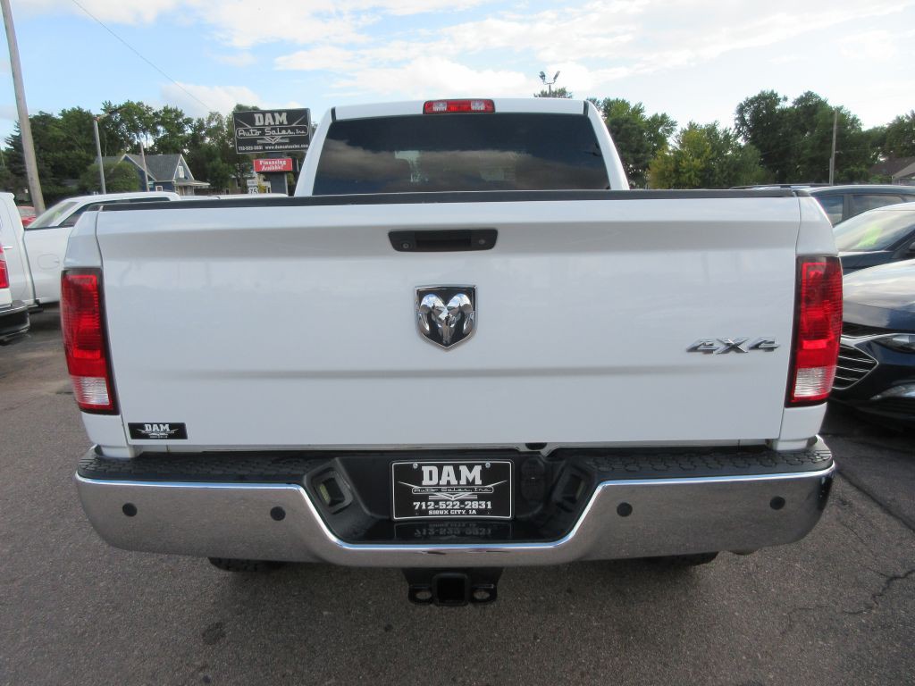 2015 RAM 2500 Image 4