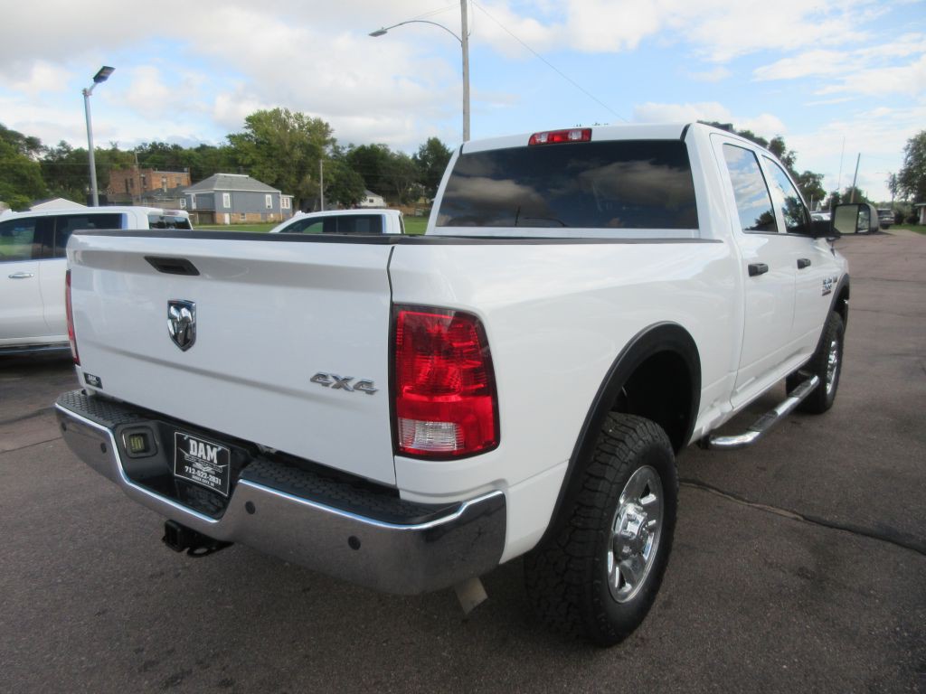 2015 RAM 2500 Image 5