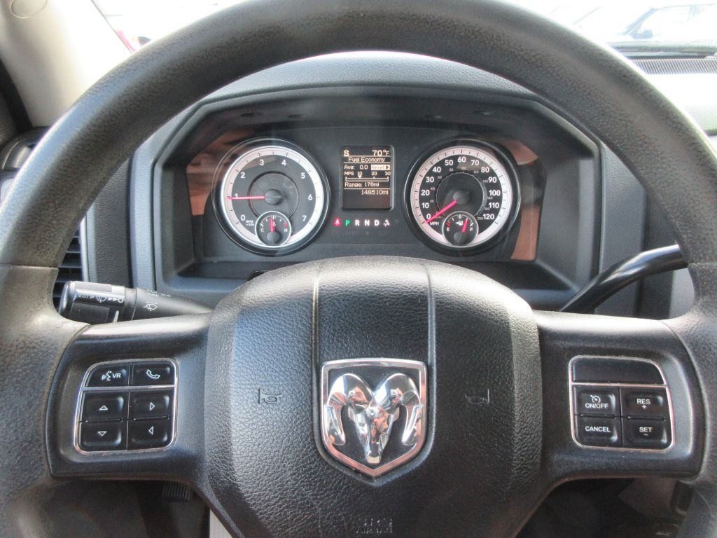 2015 RAM 2500 Image 12