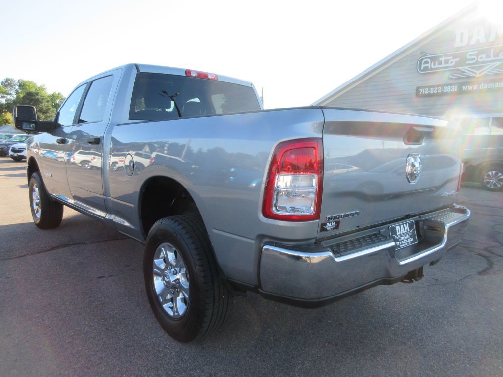 2023 RAM 2500 Image 3