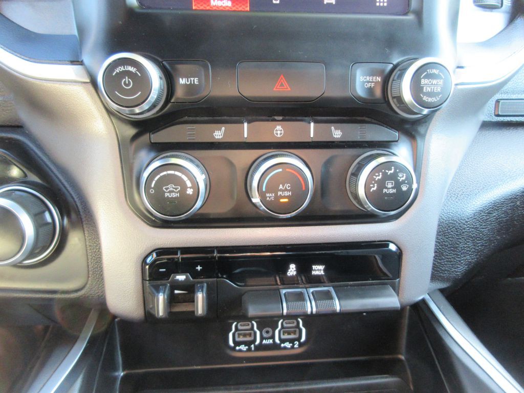 2023 RAM 2500 Image 21