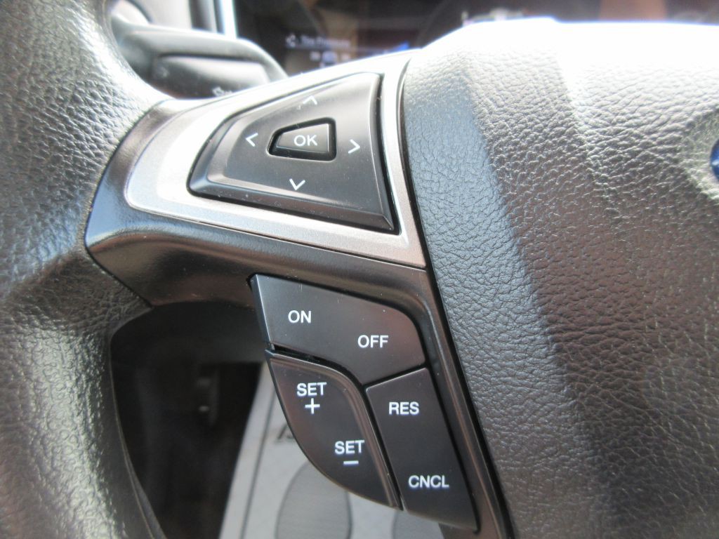 2017 Ford Fusion Image 15