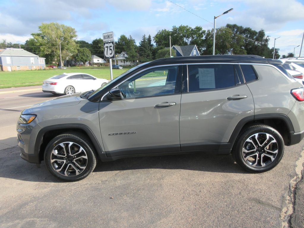2023 Jeep Compass Image 2