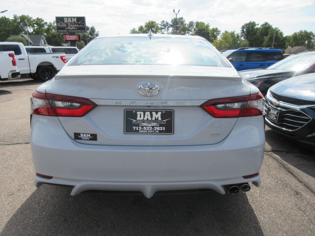 2024 Toyota Camry Image 4
