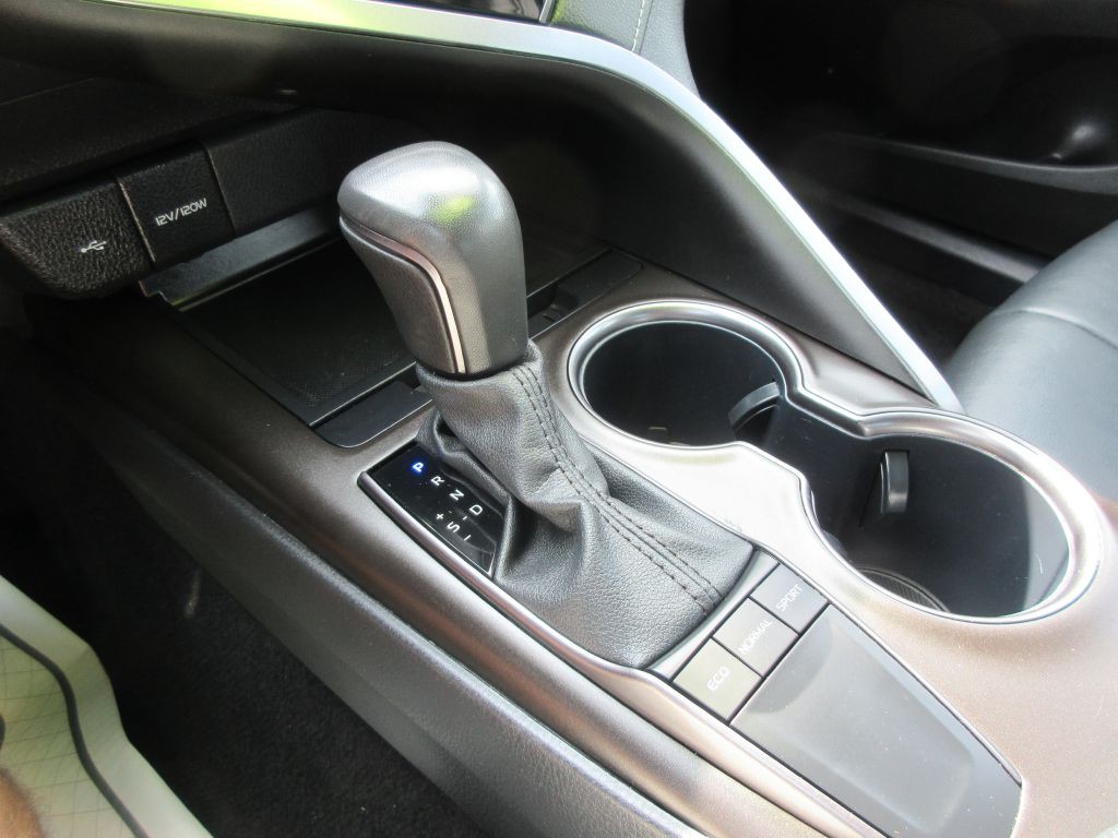 2024 Toyota Camry Image 20