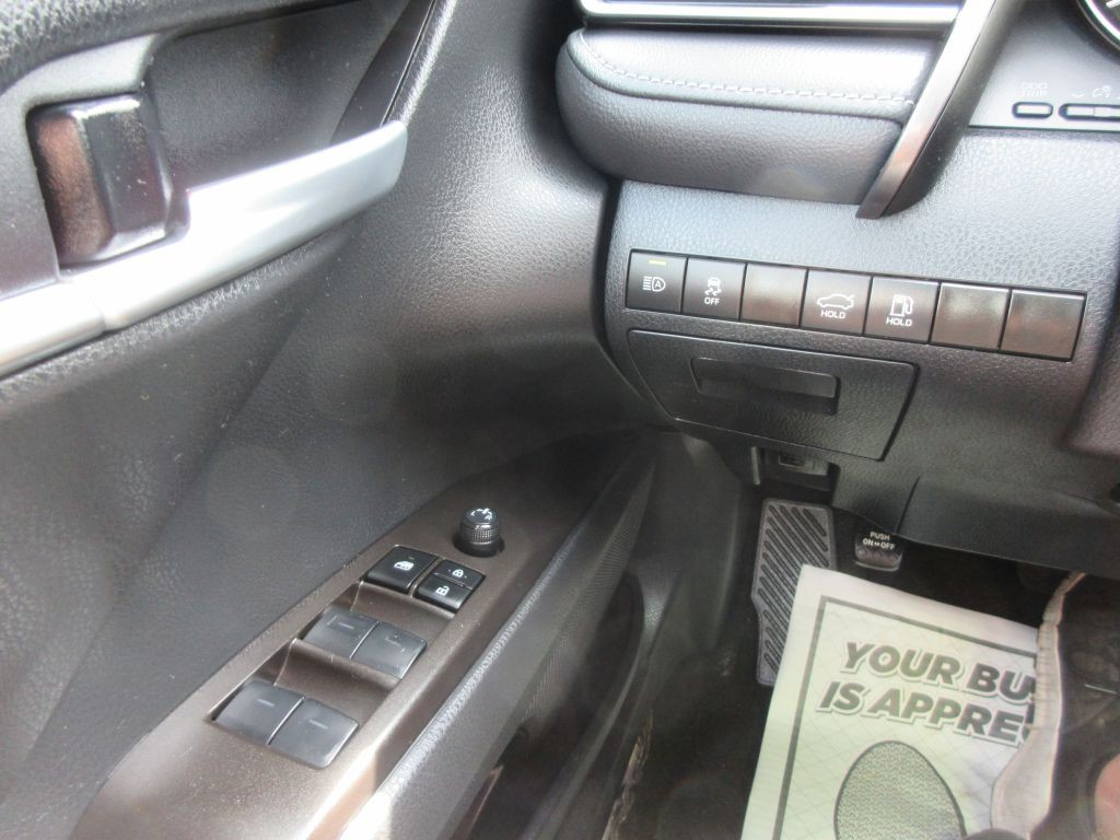 2024 Toyota Camry Image 21
