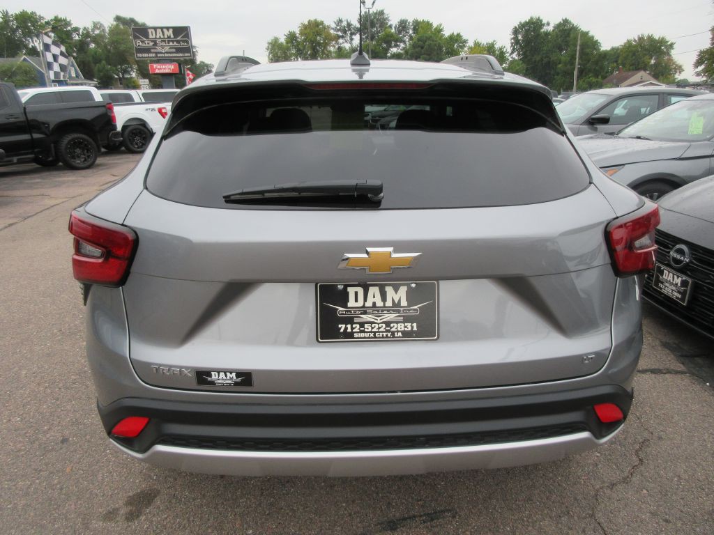2025 Chevrolet Trax Image 4