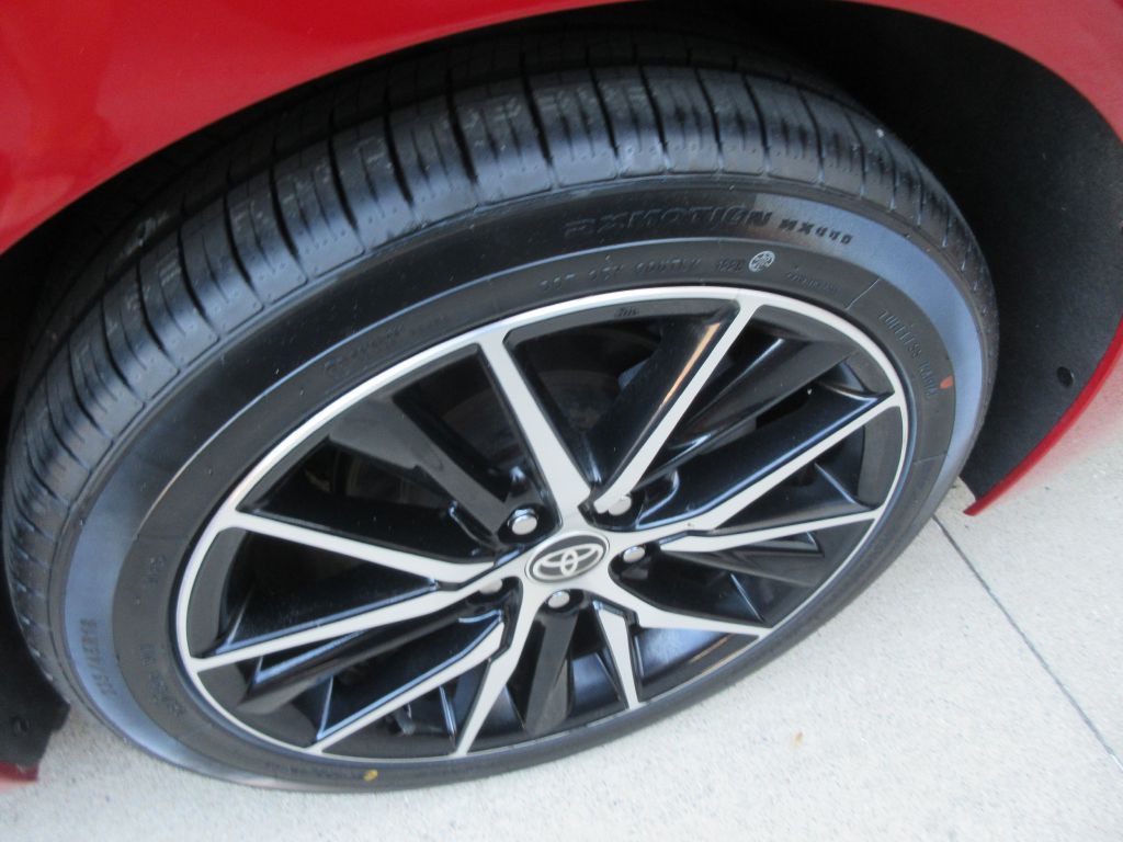 2024 Toyota Camry Image 17