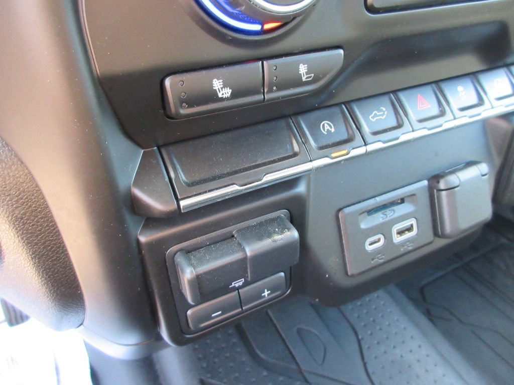 2021 Chevrolet Silverado 1500 Image 13