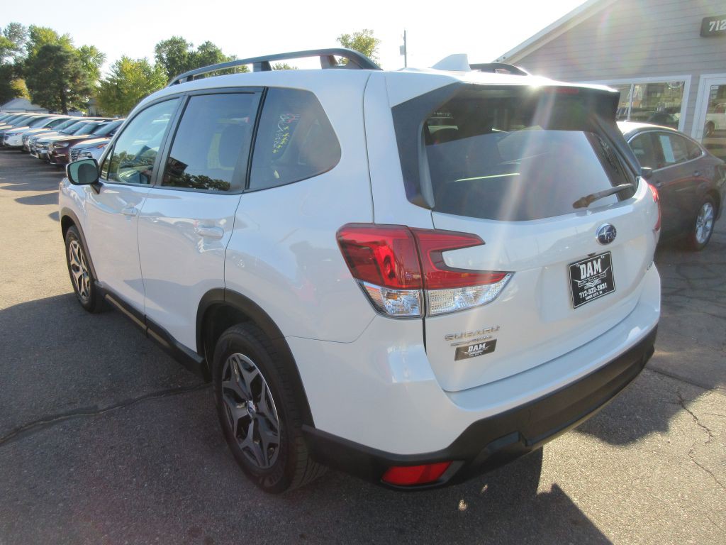 2022 Subaru Forester Image 3