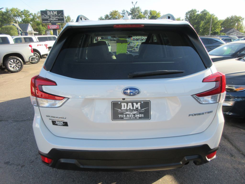 2022 Subaru Forester Image 4