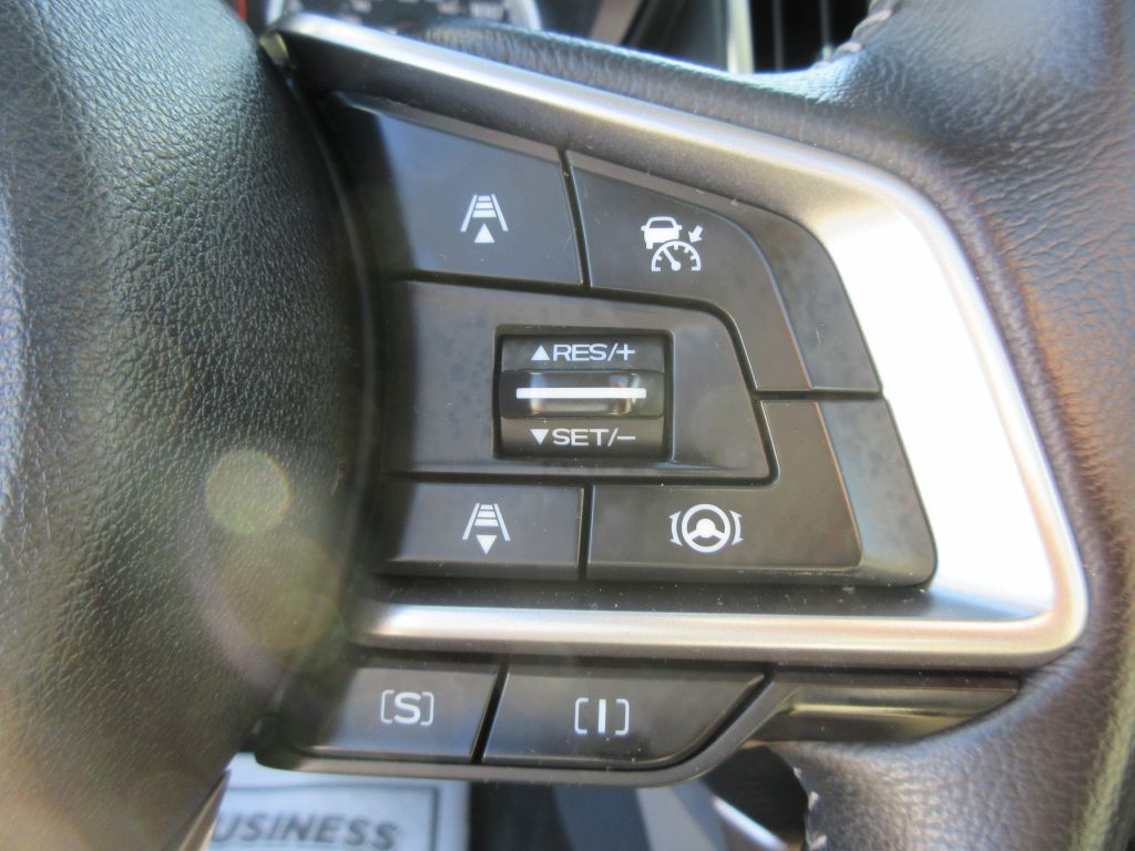 2022 Subaru Forester Image 16