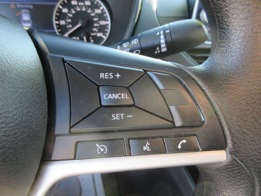 2022 Nissan Altima Image 11