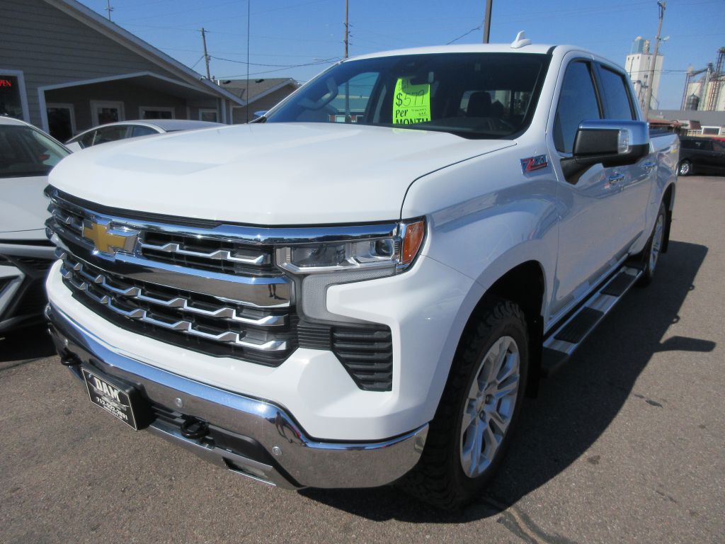 2023 Chevrolet Silverado 1500 Image 1