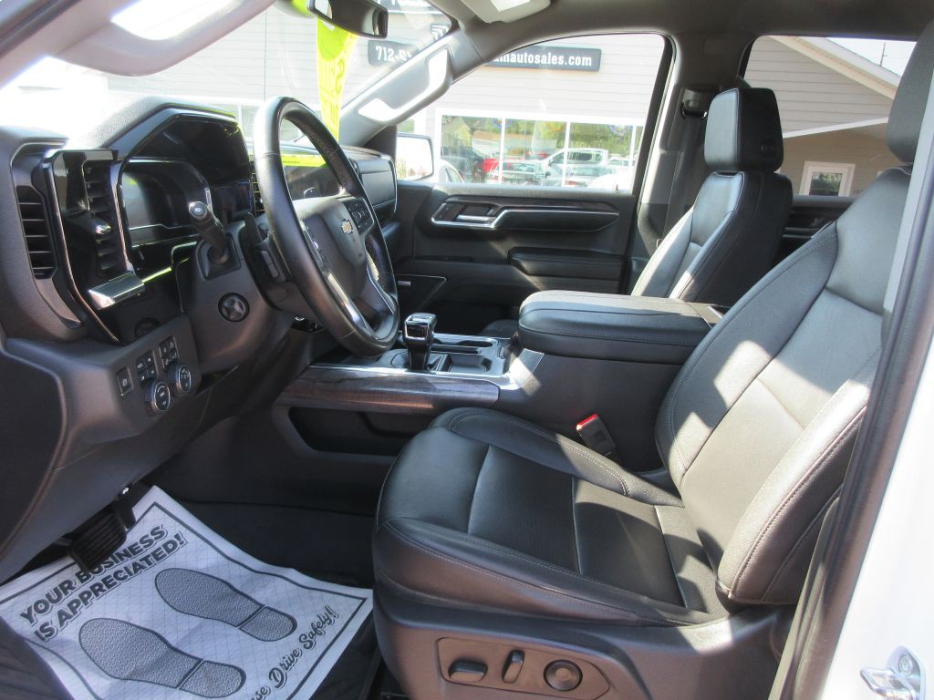 2023 Chevrolet Silverado 1500 Image 8