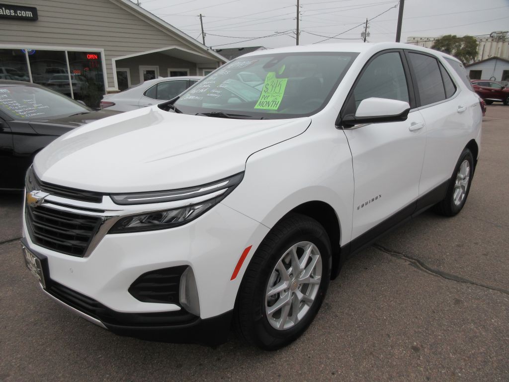 2023 Chevrolet Equinox Image 1