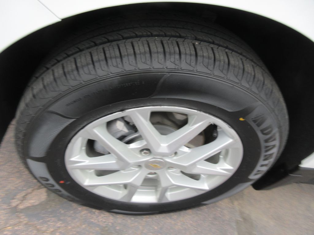 2023 Chevrolet Equinox Image 14