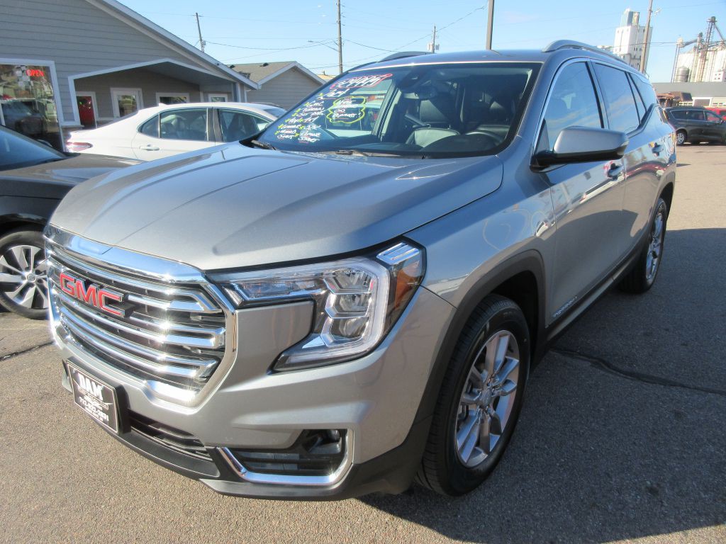 2024 GMC Terrain Image 1