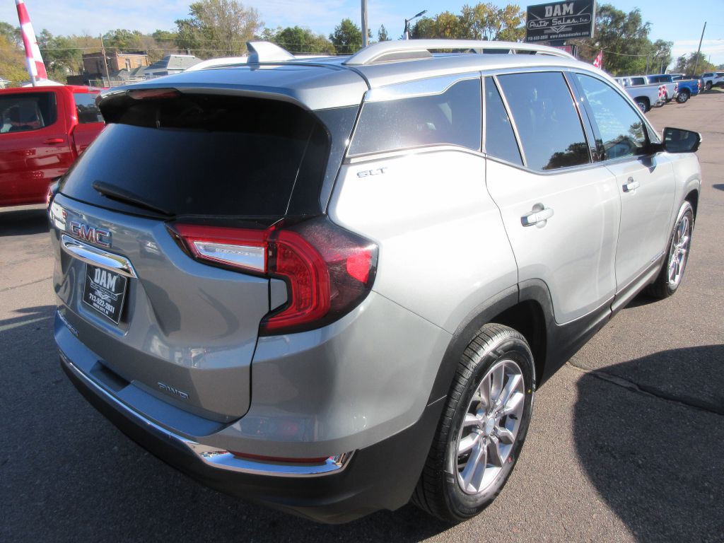 2024 GMC Terrain Image 5