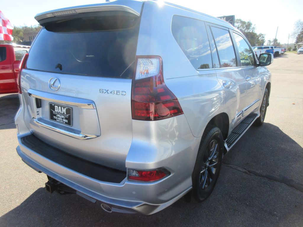 2019 Lexus GX Image 5