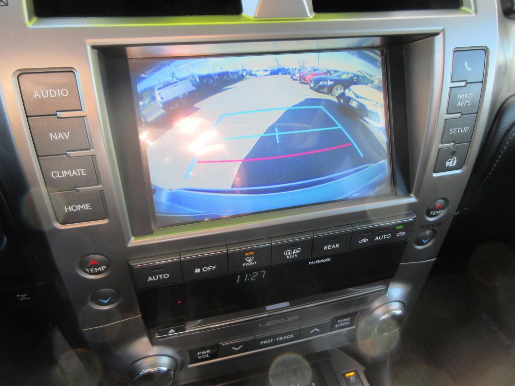 2019 Lexus GX Image 16