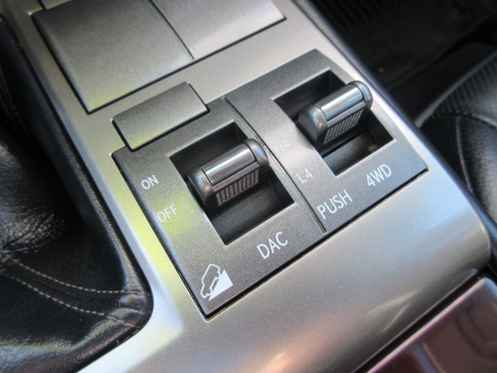 2019 Lexus GX Image 18