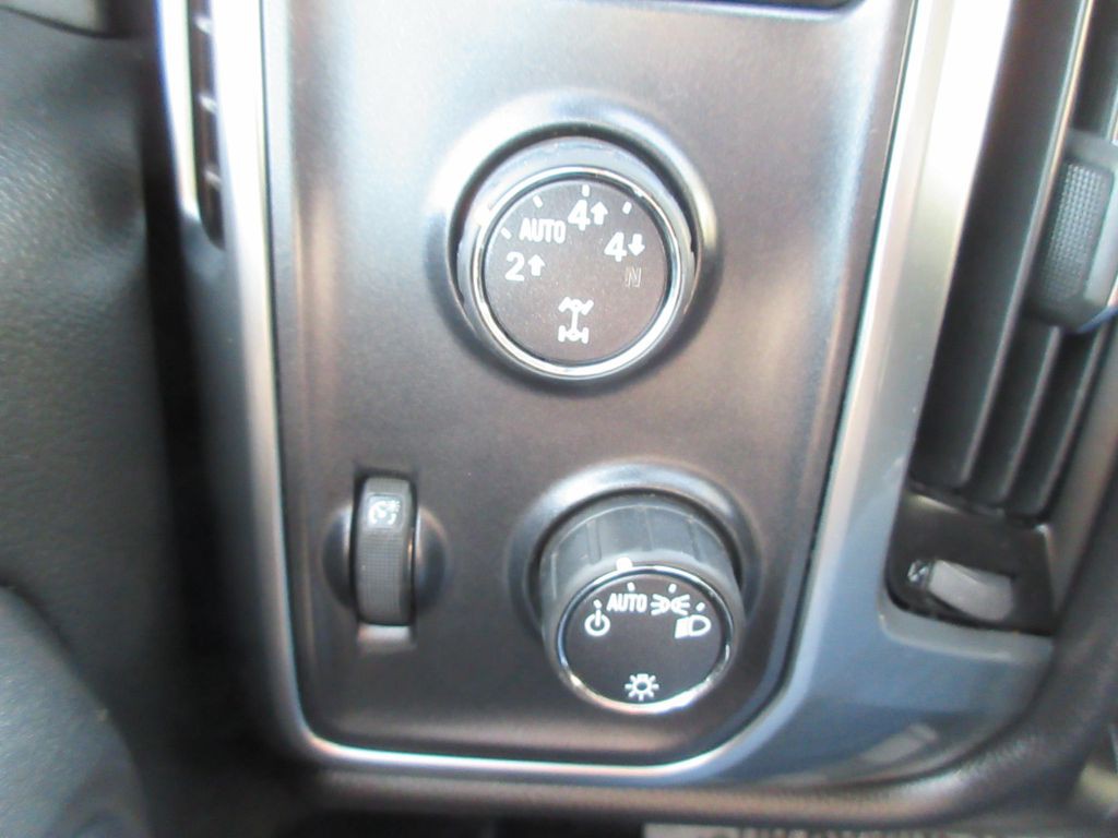 2016 Chevrolet Silverado 1500 Image 16