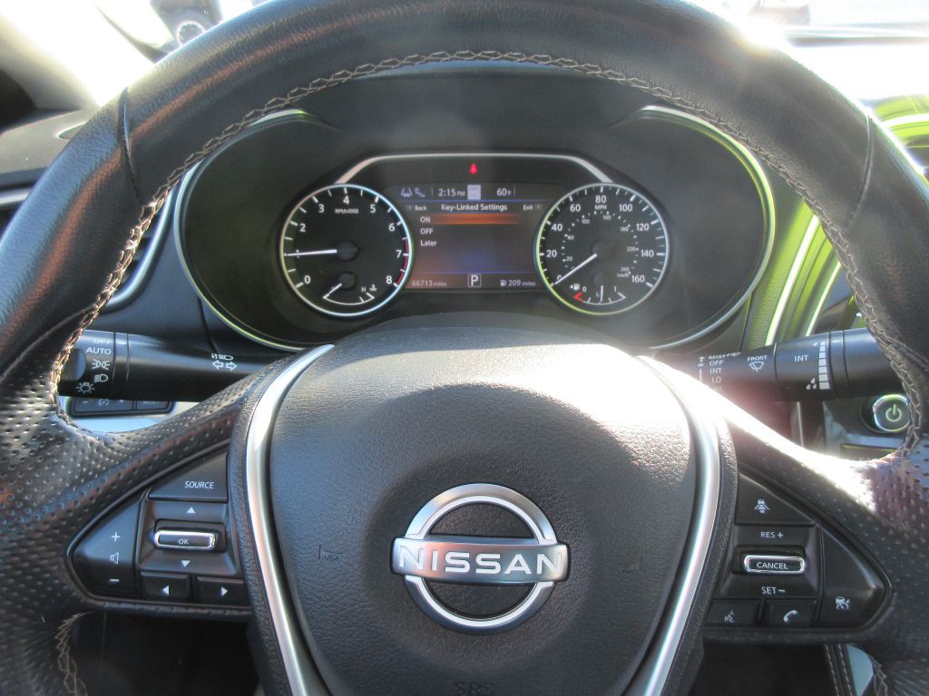 2023 Nissan Maxima Image 12