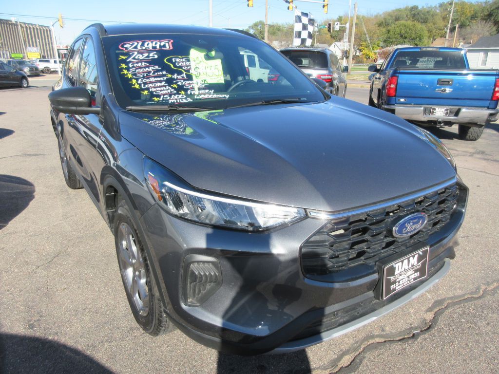 2025 Ford Escape Image 5