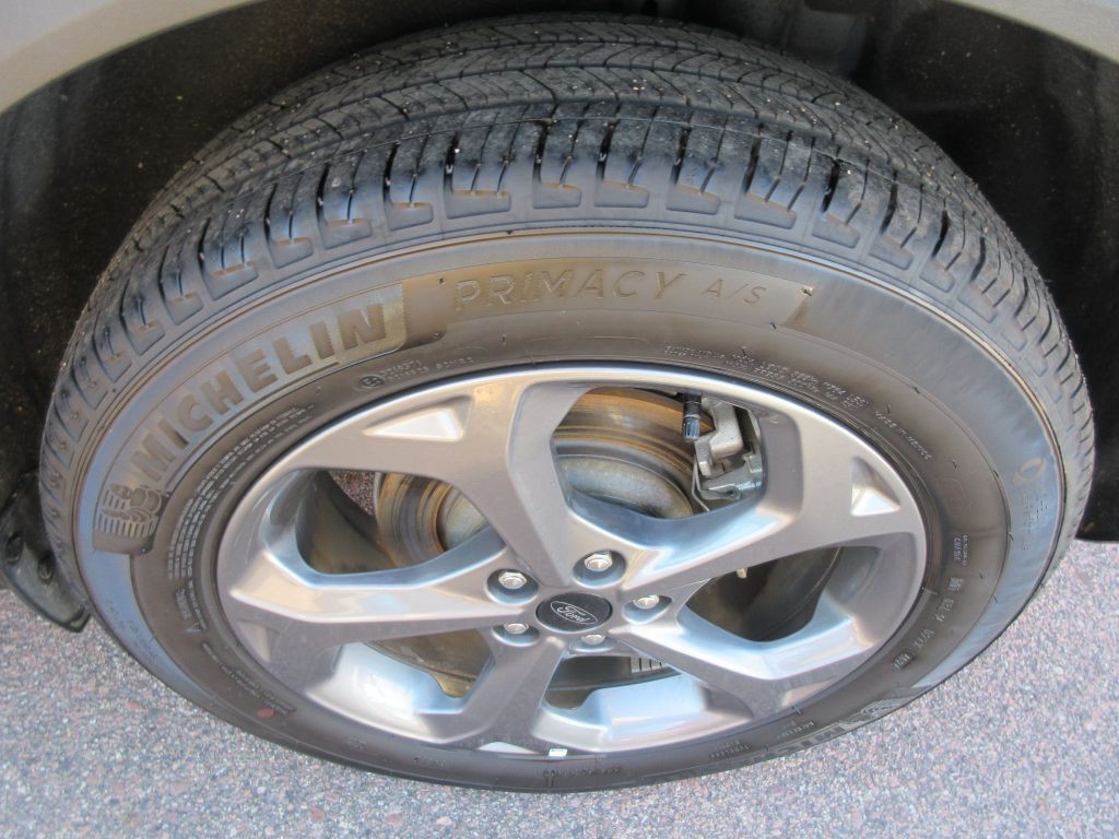 2025 Ford Escape Image 16