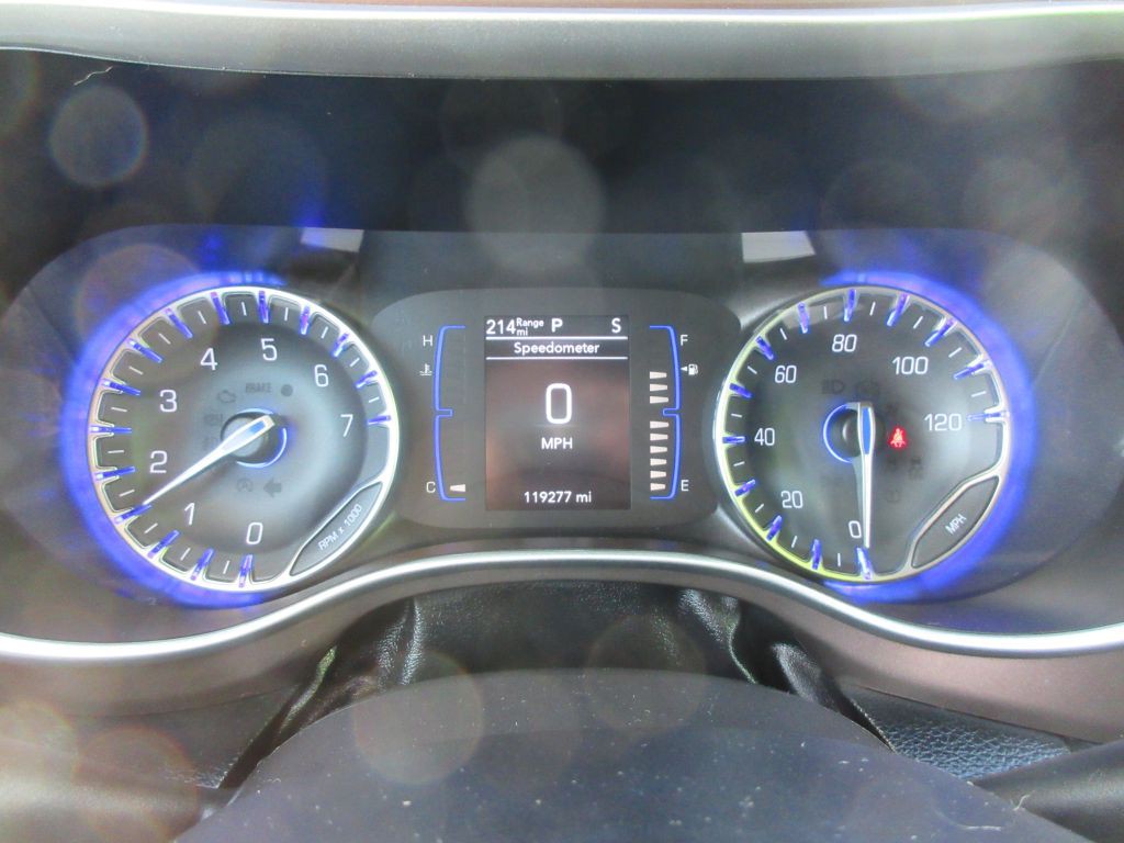 2019 Chrysler Pacifica Image 15