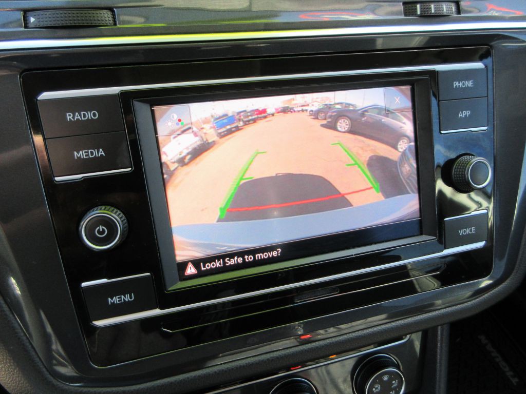 2021 Volkswagen Tiguan Image 13