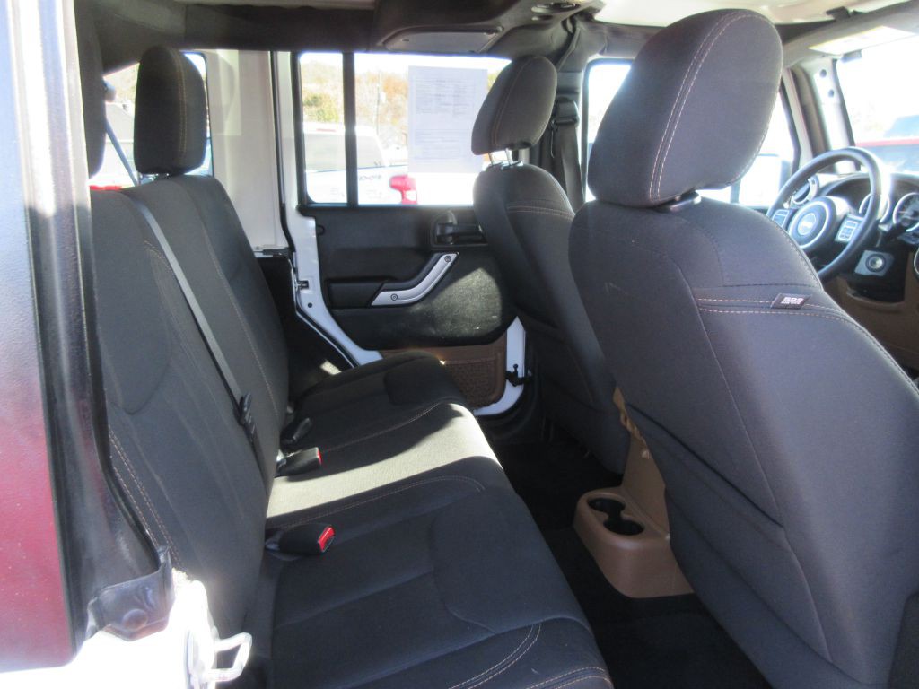 2017 Jeep Wrangler Unlimited Image 10